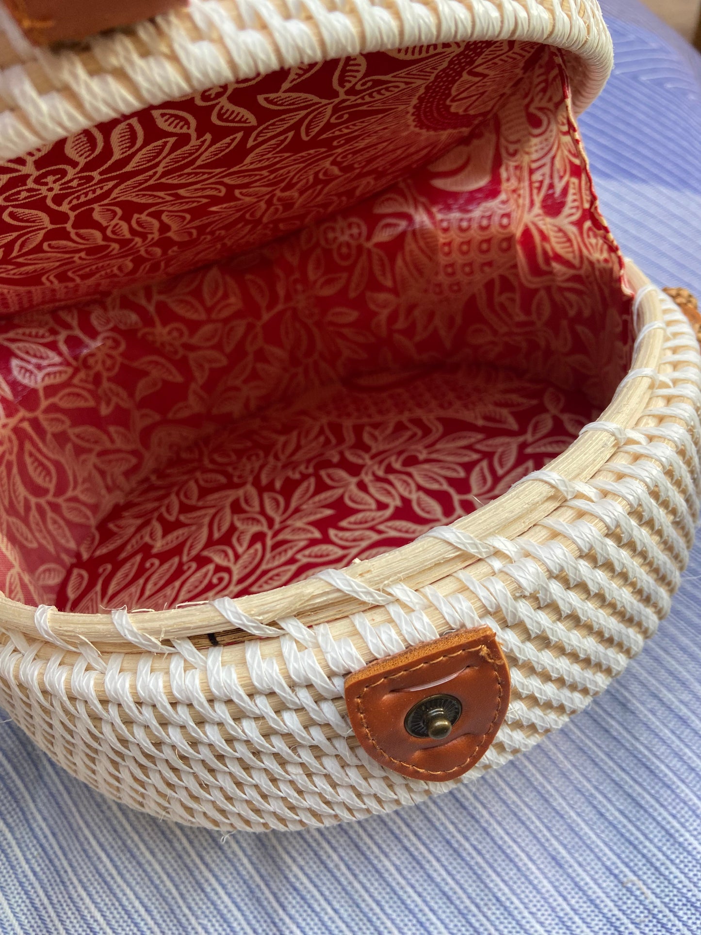 Canggu White Rattan Bag Bali - Tasje voor al je essentials op een festival