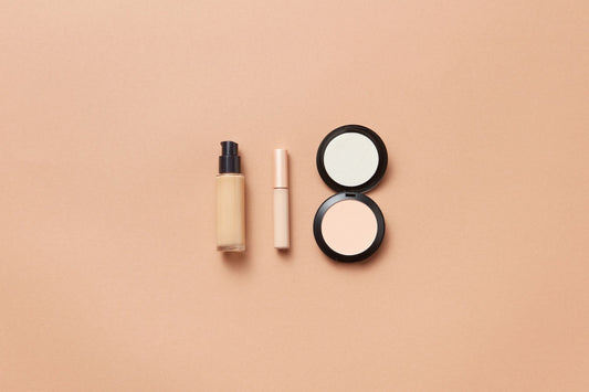 Kleurcorrectie make-up: concealer voor het neutraliseren van roodheid en wallen