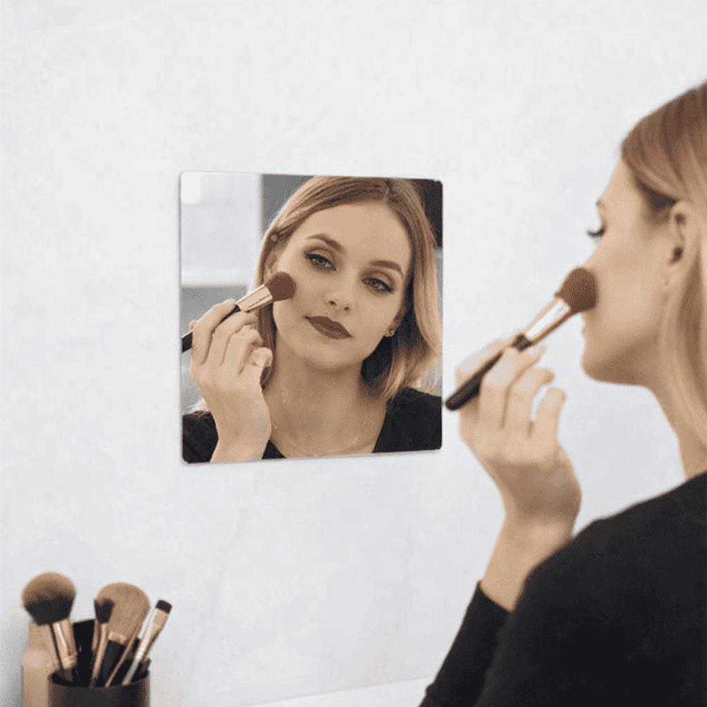 Insta-Mirror™ | Direct een stijlvolle make-up spiegel zonder boren