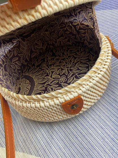 Canggu White Rattan Bag Bali -  Tasje voor al je essentials op een festival