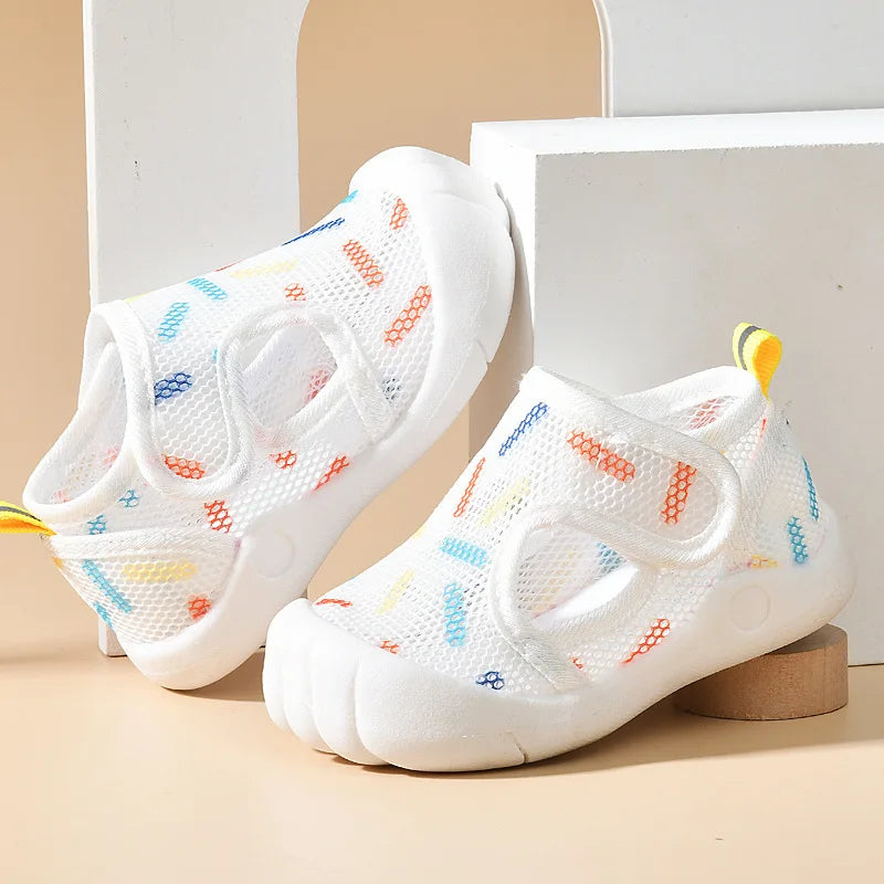 Merk Baby Sandalen Zomer Nieuwe 0-3y Baby Wandelschoen Licht Gril Sandalen Anti Slip Zachte Zool Jongen Schoen Populaire Groothandel Kid Schoenen