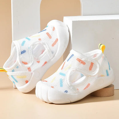 Merk Baby Sandalen Zomer Nieuwe 0-3y Baby Wandelschoen Licht Gril Sandalen Anti Slip Zachte Zool Jongen Schoen Populaire Groothandel Kid Schoenen