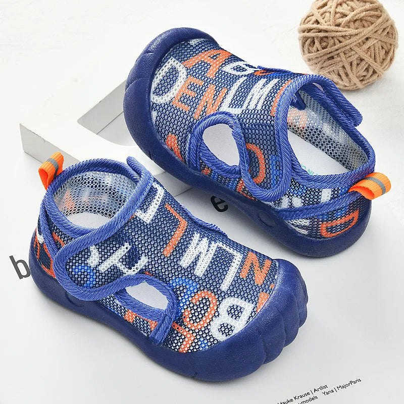 Merk Baby Sandalen Zomer Nieuwe 0-3y Baby Wandelschoen Licht Gril Sandalen Anti Slip Zachte Zool Jongen Schoen Populaire Groothandel Kid Schoenen