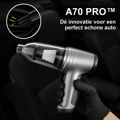 Borstelopzetstuk van de A70 PRO reinigt een ventilatierooster in de auto